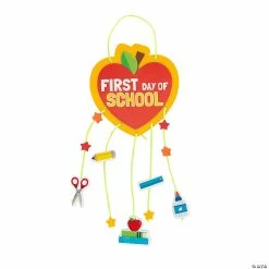 Flash Sale ✨ First Day of School Mobile Craft Kit - Makes 12 🛒